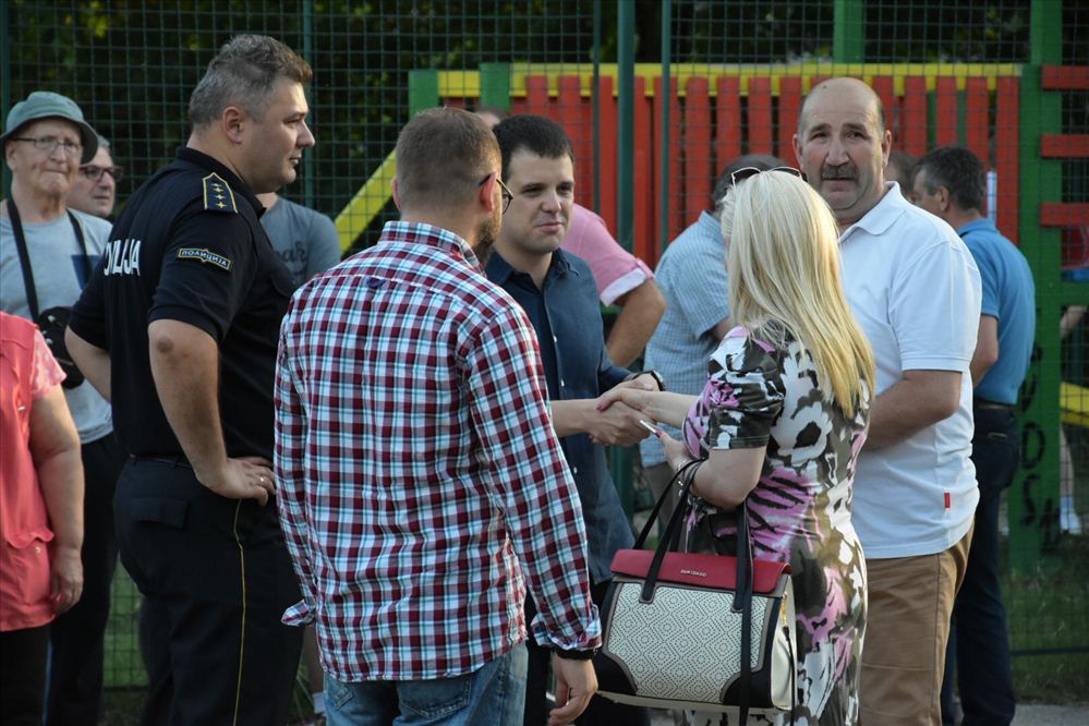image01